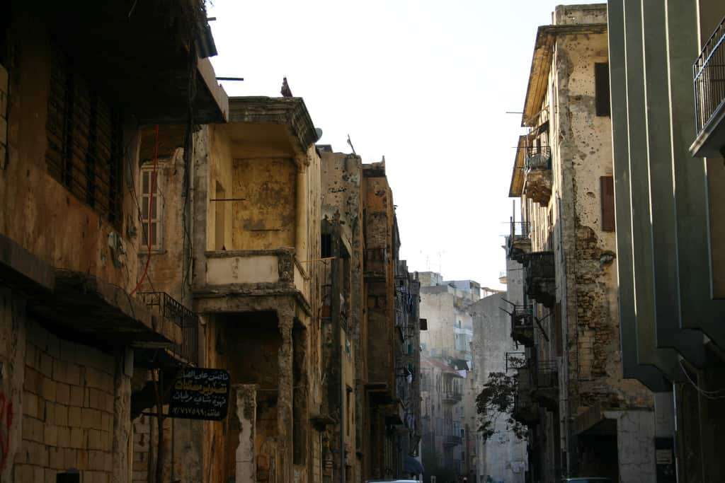 Bejrut zrujnowany po wojnie domowej w Libanie, fot. Wikimedia Commons