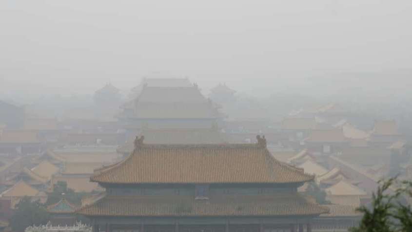 Smog nad Zakazanym Miastem w Pekinie / fot. Wikimedia Commons