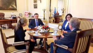 Spotkanie PAD z przewodniczącym komisji weneckiej w Pałacu Prezydenckim. fot. Twitter.com/ Kancelaria Prezydenta