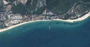 Południowe wybrzeże Hainan, gdzie według doniesień Pentagonu mają stacjonować łodzie podwodne, wyposażone w głowice nuklearne/google maps