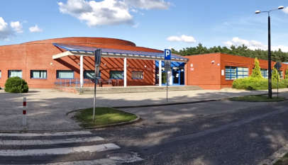 Szkoła Podstawowa nr 13 w Lesznie, źródło: Wikipedia